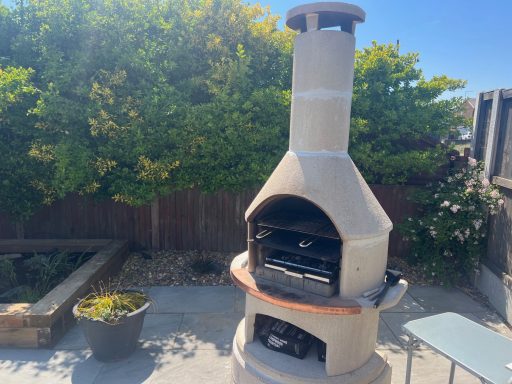 Barbecue for guests' use